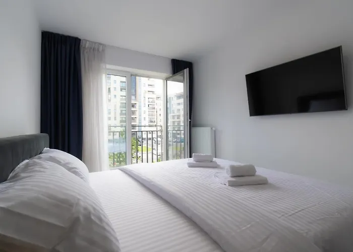 Krone Apartment - New Development Near Mall Coresi With Free Parking
